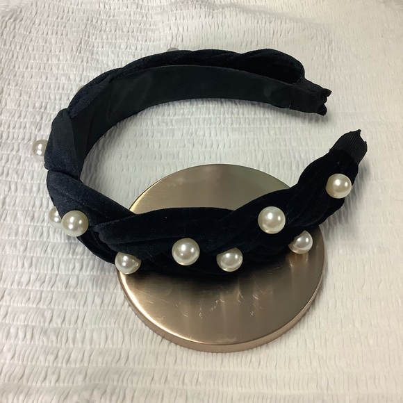 ? Braided style headband with faux pearl accent NWOT main image 5